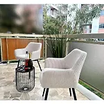 Appartement Renove A Juan Les Pins Avec Parking - Fr-1-252-198