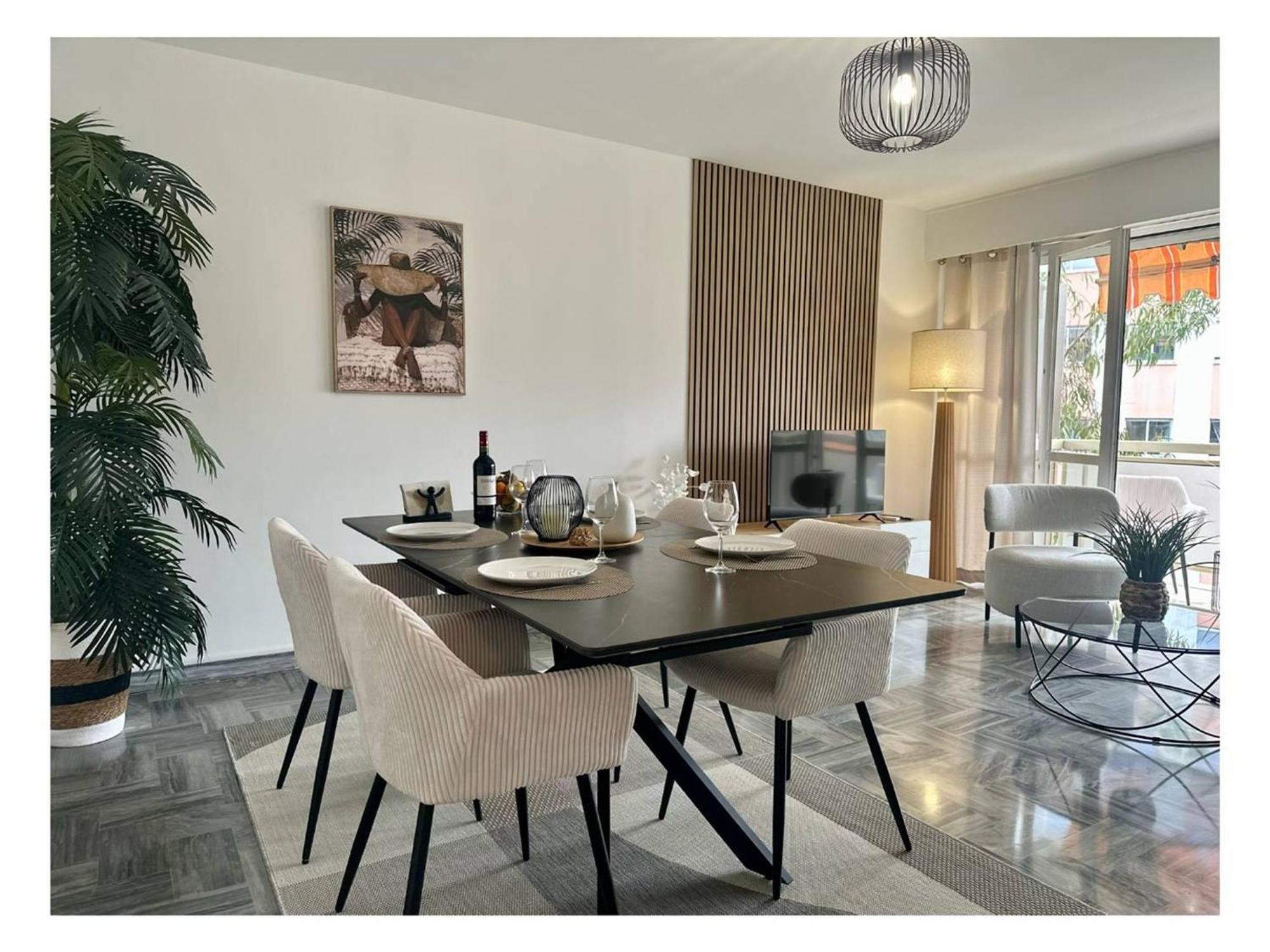 Renove A Juan Les Pins Avec Parking - Fr-1-252-198 *